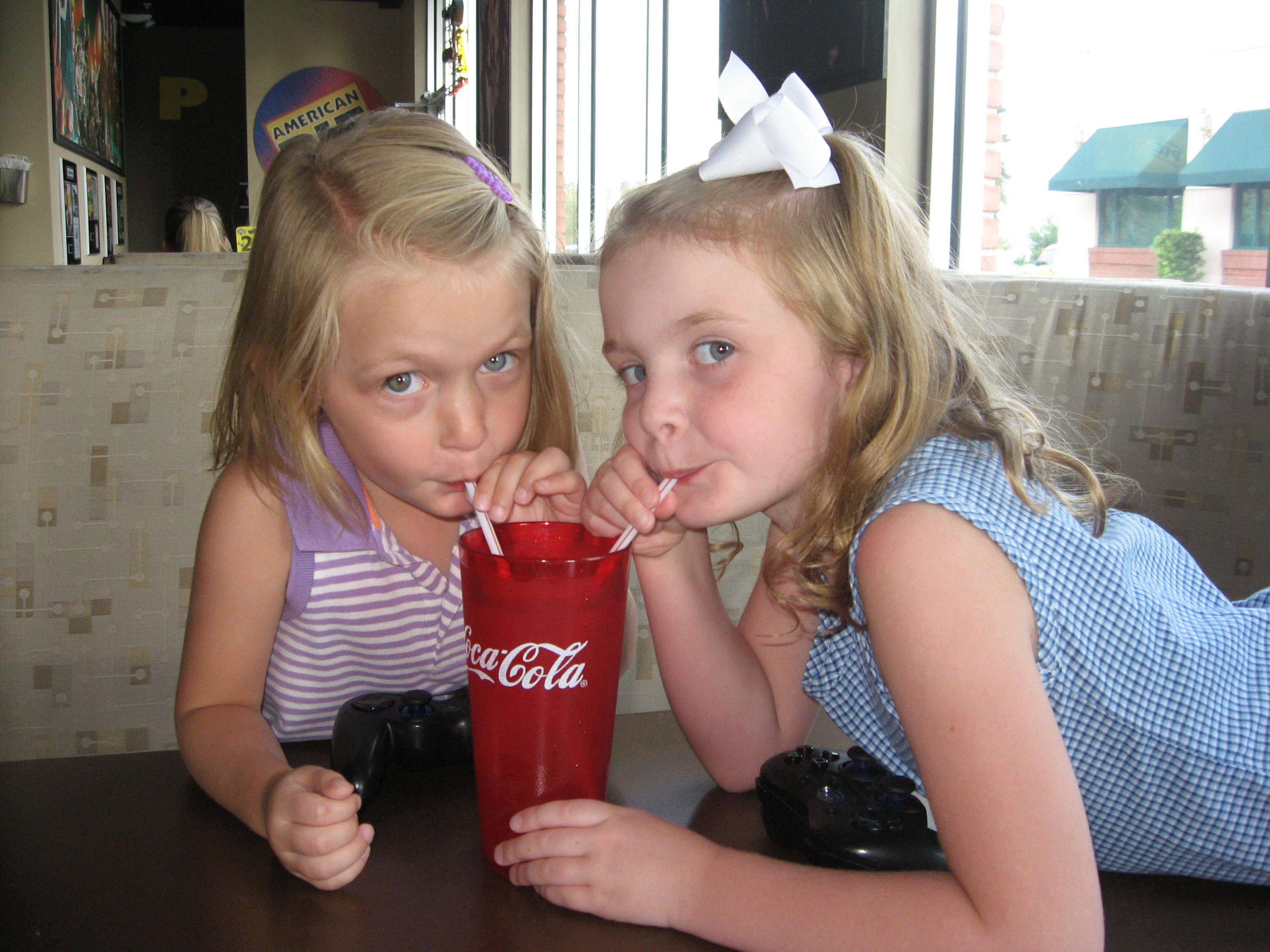 2008_08_11 CnJ sipping lemonade in Orlando.jpg